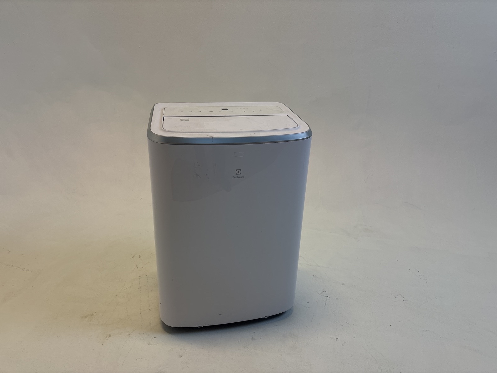 Luftkonditionering Electrolux Portabel med avfuktning, EXP26U339CW