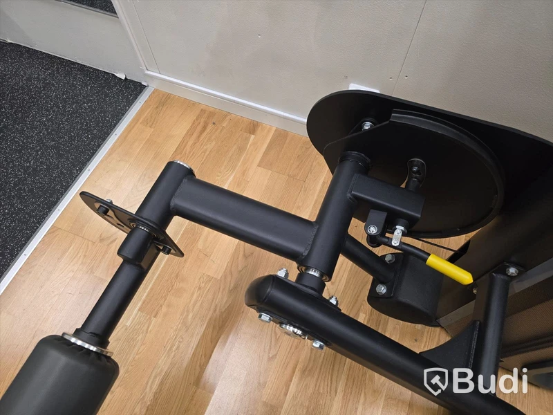 Liggande bencurl BH Fitness