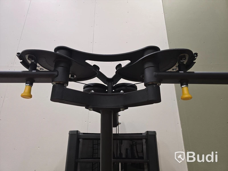 Bröst- och axelmaskin BH Fitness