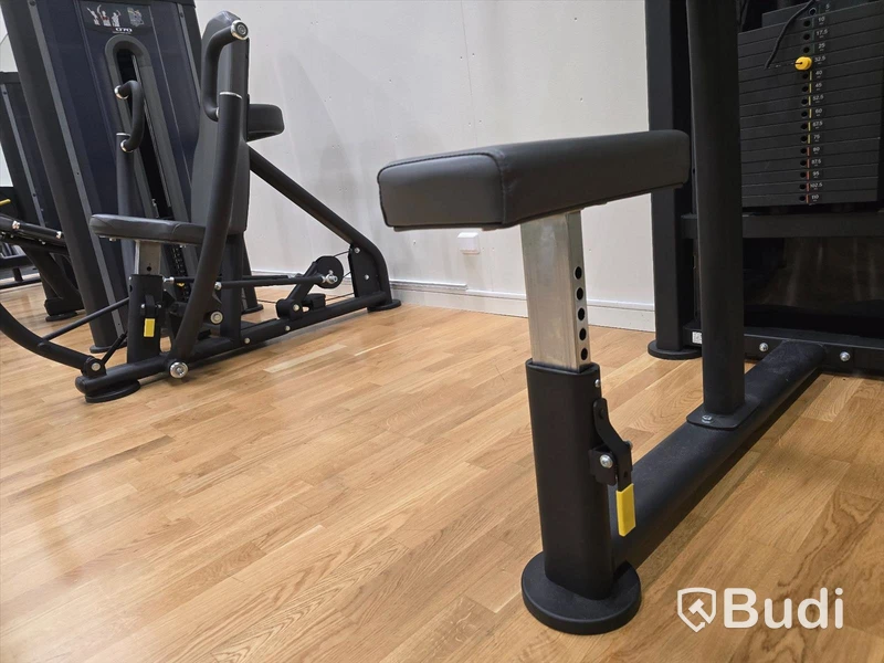 Bröst- och axelmaskin BH Fitness