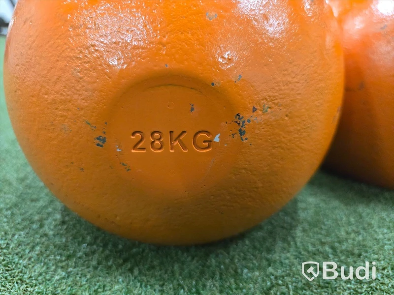 2 st. kettlebells 28 kg