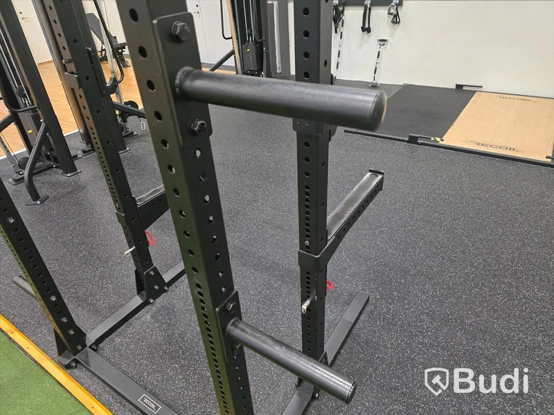 Half rack med vikthängare