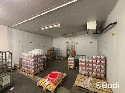 Kylrum 8 x 6 m. höjd 3 m.
