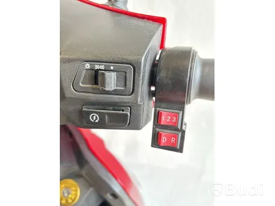 Promenadscooter, röd/svart - RESERVDELSOBJEKT