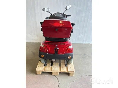 Promenadscooter, röd/svart - RESERVDELSOBJEKT