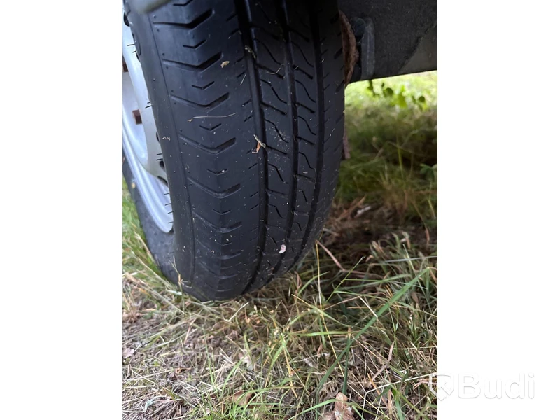 Skåpsläp Variant 750 kg -2019