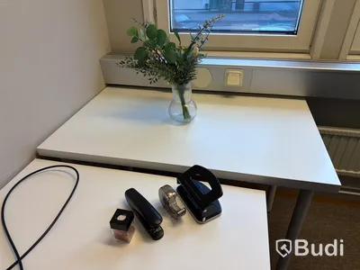 2 st kontorsplatser