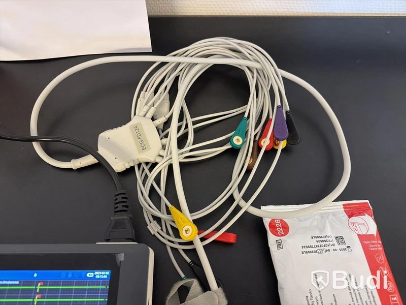 EKG-apparat Zoncare iMAC 300, 2023