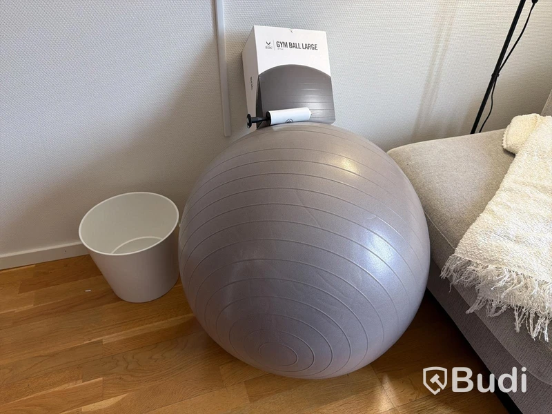Divansoffa, bord m.m.