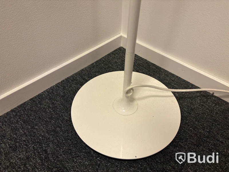 Golvlampa ikea