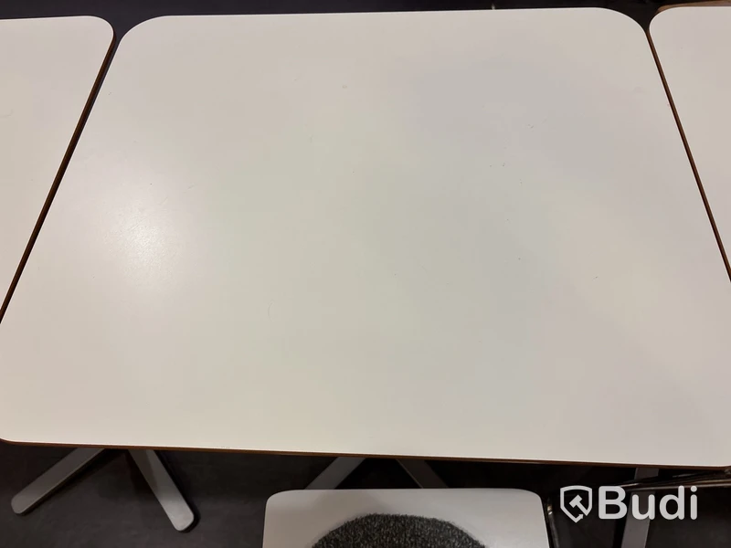 5 st. Barbord inkl. 5 st. pallar ikea