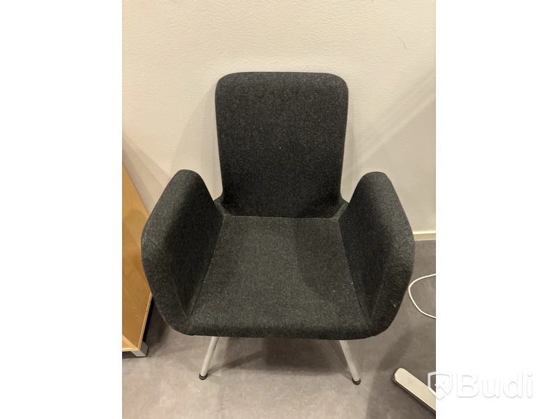 2 st. Fåtöljer inkl. bord och lampa