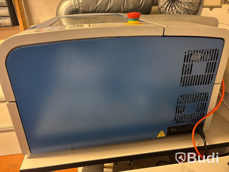 Lasergraverare GCC LaserPro C180II på rullbord (AJ Produkter