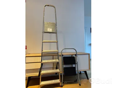 2 st. fällbara stegar