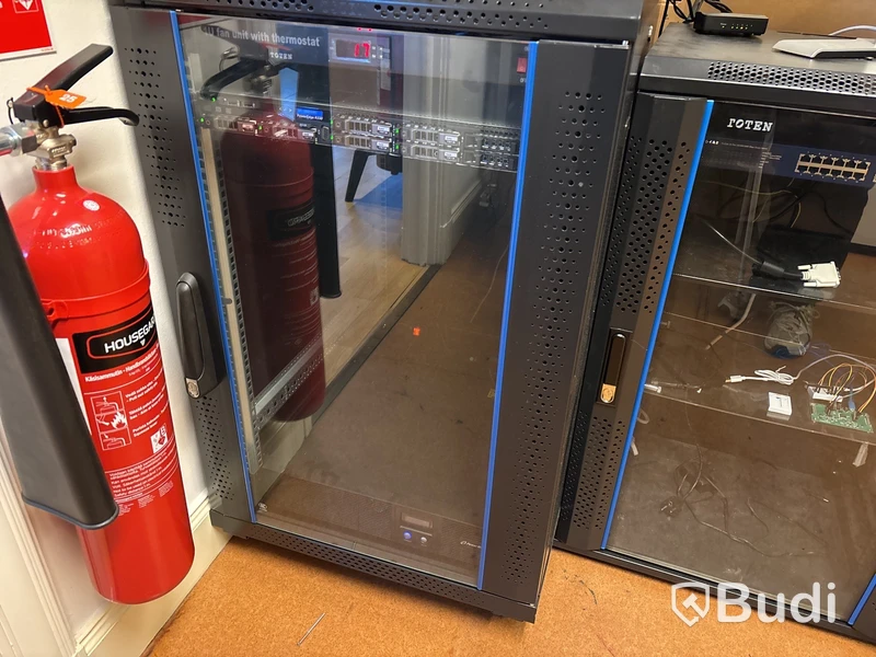 2 st. Serverrack inkl. server