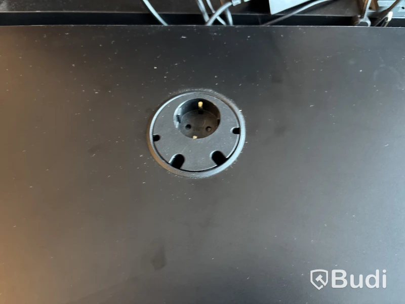 Höj- och sänkbart skrivbord Edsbyn, elektriskt