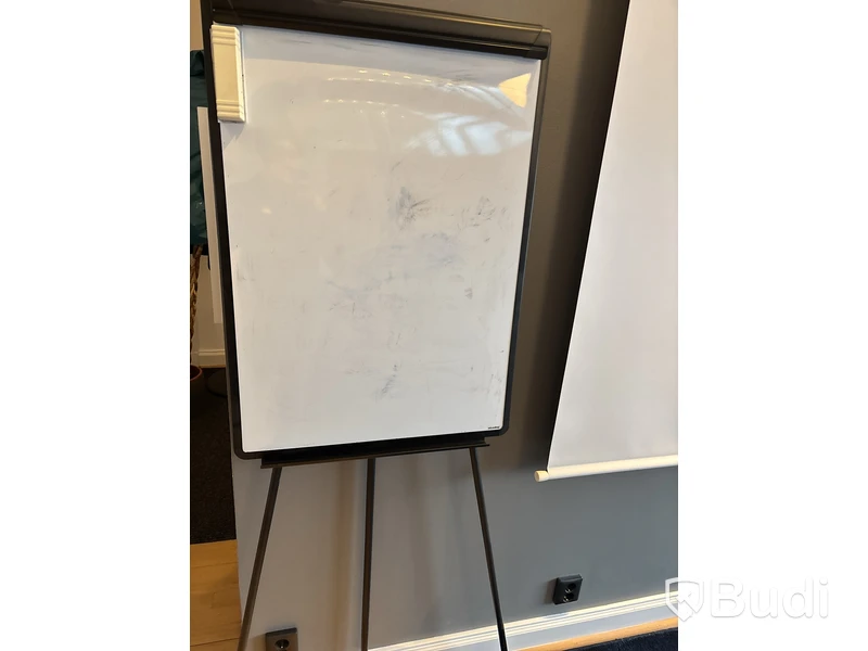 Whiteboard på stativ
