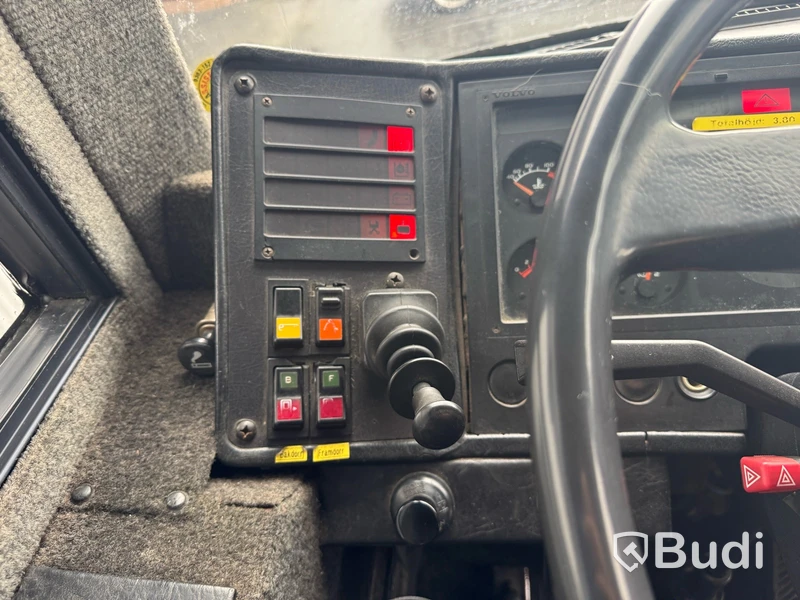 Racebuss Volvo B10M-60 -1991