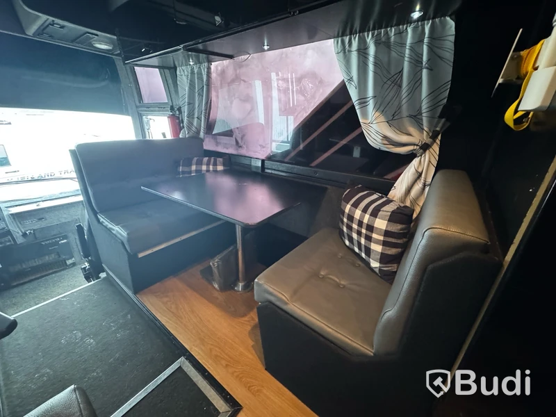 Racebuss Volvo B10M-60 -1991