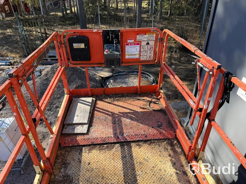 Saxlift | JLG 4069LE | Defekta batterier