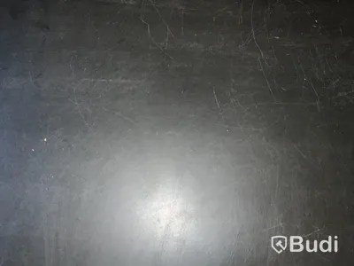 Kontorsbord med ben, Valchromat
