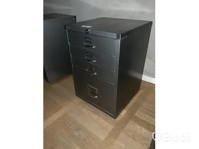 Plåt hutch Bisley. 4 lådor