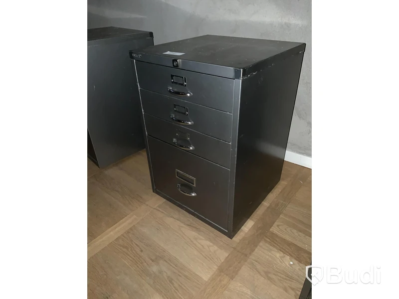 Plåt hutch Bisley. 4 lådor