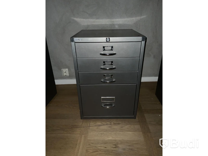 Plåt hutch Bisley. 4 lådor