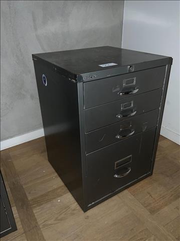 Plåt hutch Bisley. 4 lådor 