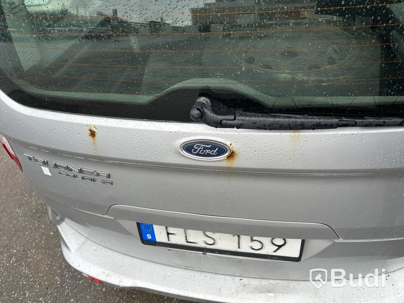 Ford Tourneo Courier -2014 | 1.6 TDCi | Manuell | 95hk | Reparationsobjekt