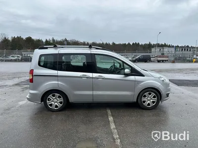 Ford Tourneo Courier -2014 | 1.6 TDCi | Manuell | 95hk | Reparationsobjekt
