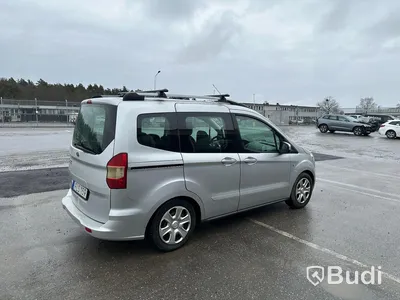 Ford Tourneo Courier -2014 | 1.6 TDCi | Manuell | 95hk | Reparationsobjekt