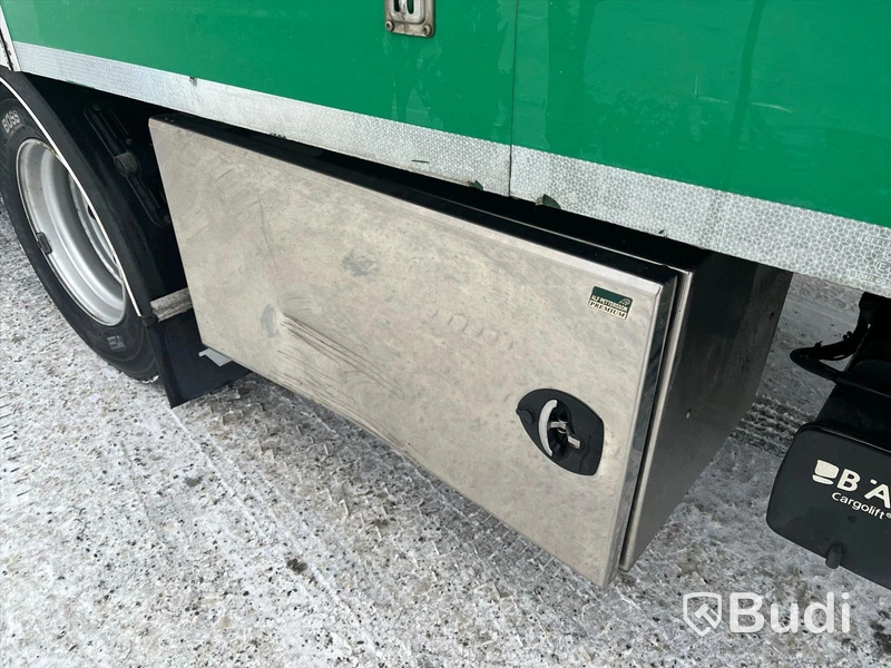 Lastbil Volvo FL 250 4x2 -2014 | Automat | 250hk | Sala-skåp med öppningsbarsida och baklyft | Repobjekt