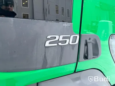 Lastbil Volvo FL 250 4x2 -2014 | Automat | 250hk | Sala-skåp med öppningsbarsida och baklyft | Repobjekt