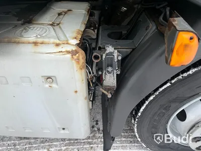 Lastbil Volvo FL 250 4x2 -2014 | Automat | 250hk | Sala-skåp med öppningsbarsida och baklyft | Repobjekt