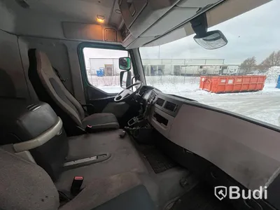Lastbil Volvo FL 250 4x2 -2014 | Automat | 250hk | Sala-skåp med öppningsbarsida och baklyft | Repobjekt