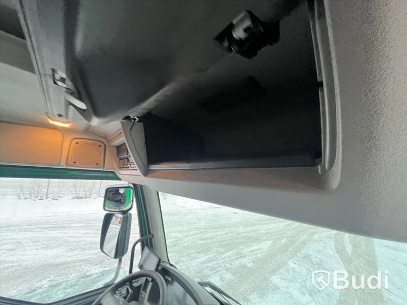 Lastbil Volvo FL 250 4x2 -2014 | Automat | 250hk | Sala-skåp med öppningsbarsida och baklyft | Repobjekt