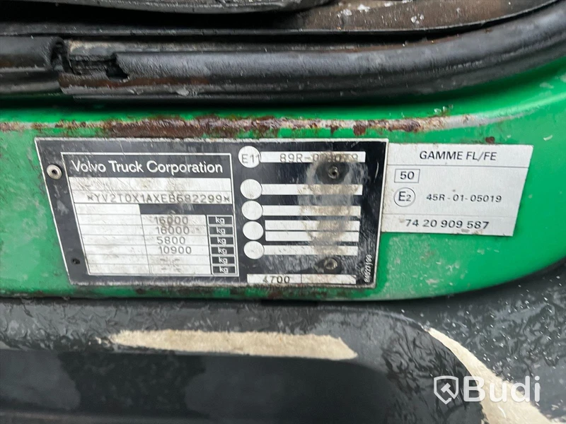 Lastbil Volvo FL 250 4x2 -2014 | Automat | 250hk | Sala-skåp med öppningsbarsida och baklyft | Repobjekt