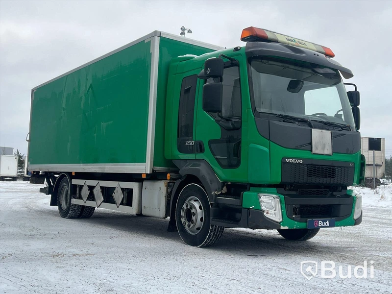 Lastbil Volvo FL 250 4x2 -2014 | Automat | 250hk | Sala-skåp med öppningsbarsida och baklyft | Repobjekt