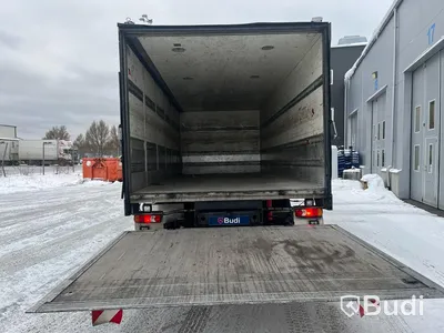 Lastbil Volvo FL 250 4x2 -2014 | Automat | 250hk | Sala-skåp med öppningsbarsida och baklyft | Repobjekt