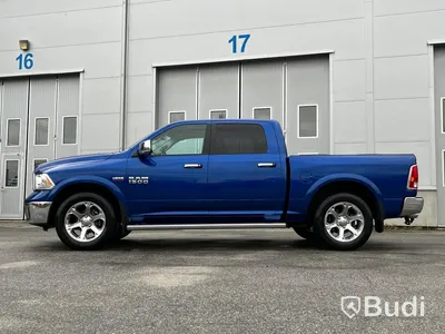 Pickup | Dodge RAM 1500-2018 | ENDAST 2373 mil | Crew Cab | Laramie | 5.7 V8 HEMI | 4x4 | 395hk