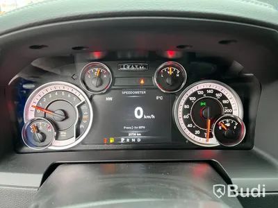 Pickup | Dodge RAM 1500-2018 | ENDAST 2373 mil | Crew Cab | Laramie | 5.7 V8 HEMI | 4x4 | 395hk
