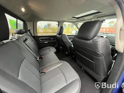 Pickup | Dodge RAM 1500-2018 | ENDAST 2373 mil | Crew Cab | Laramie | 5.7 V8 HEMI | 4x4 | 395hk