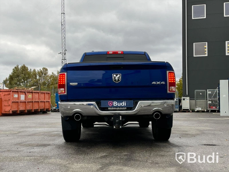 Pickup | Dodge RAM 1500-2018 | ENDAST 2373 mil | Crew Cab | Laramie | 5.7 V8 HEMI | 4x4 | 395hk
