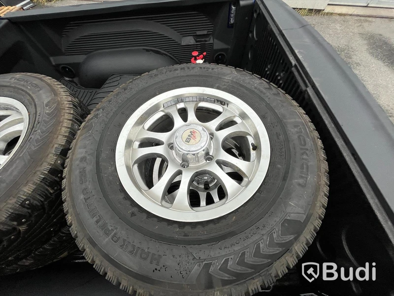 Pickup | Dodge RAM 1500-2018 | ENDAST 2373 mil | Crew Cab | Laramie | 5.7 V8 HEMI | 4x4 | 395hk