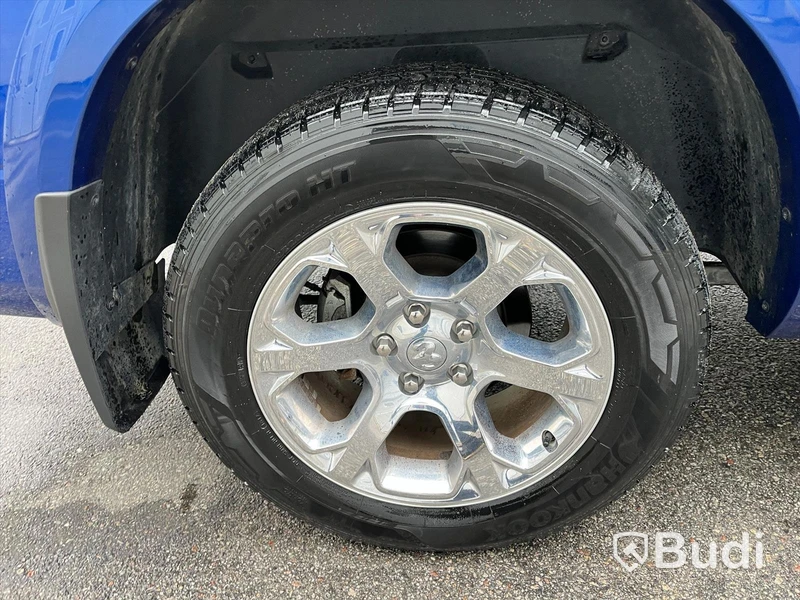 Pickup | Dodge RAM 1500-2018 | ENDAST 2373 mil | Crew Cab | Laramie | 5.7 V8 HEMI | 4x4 | 395hk