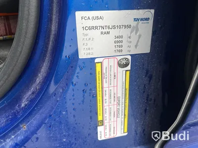Pickup | Dodge RAM 1500-2018 | ENDAST 2373 mil | Crew Cab | Laramie | 5.7 V8 HEMI | 4x4 | 395hk