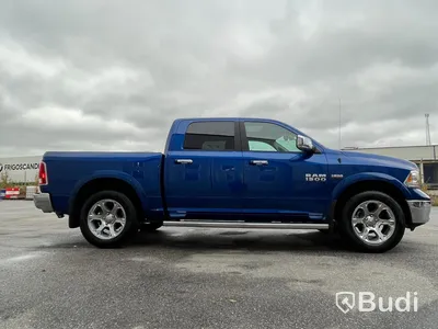 Pickup | Dodge RAM 1500-2018 | ENDAST 2373 mil | Crew Cab | Laramie | 5.7 V8 HEMI | 4x4 | 395hk