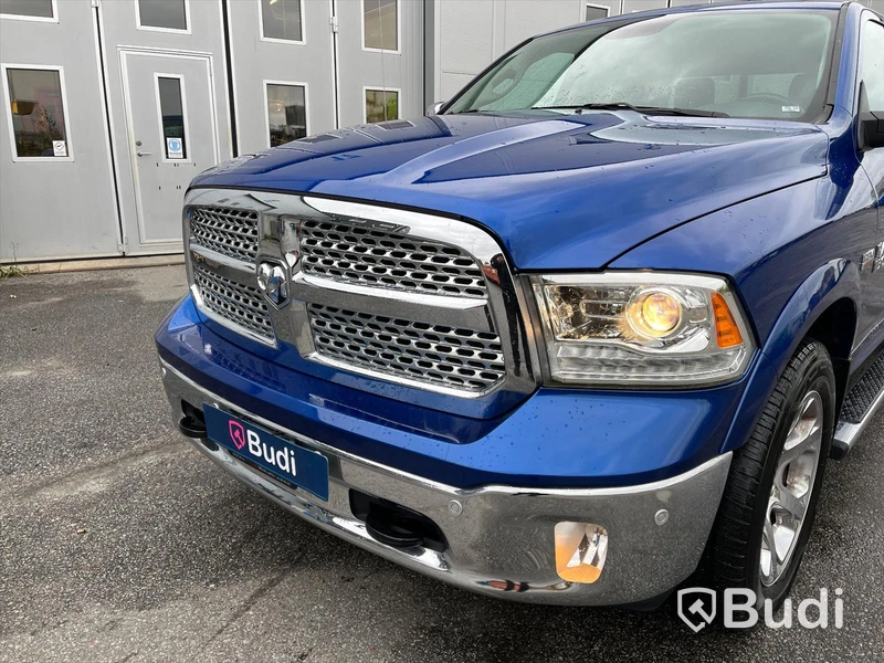 Pickup | Dodge RAM 1500-2018 | ENDAST 2373 mil | Crew Cab | Laramie | 5.7 V8 HEMI | 4x4 | 395hk