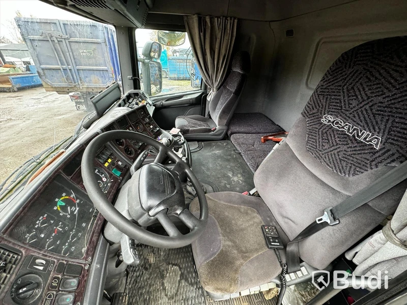SCANIA R144GB6X2NA530 | Manuell | 520hk | 1999 | Reparationsobjekt lastväxlarprojekt - EXPORT